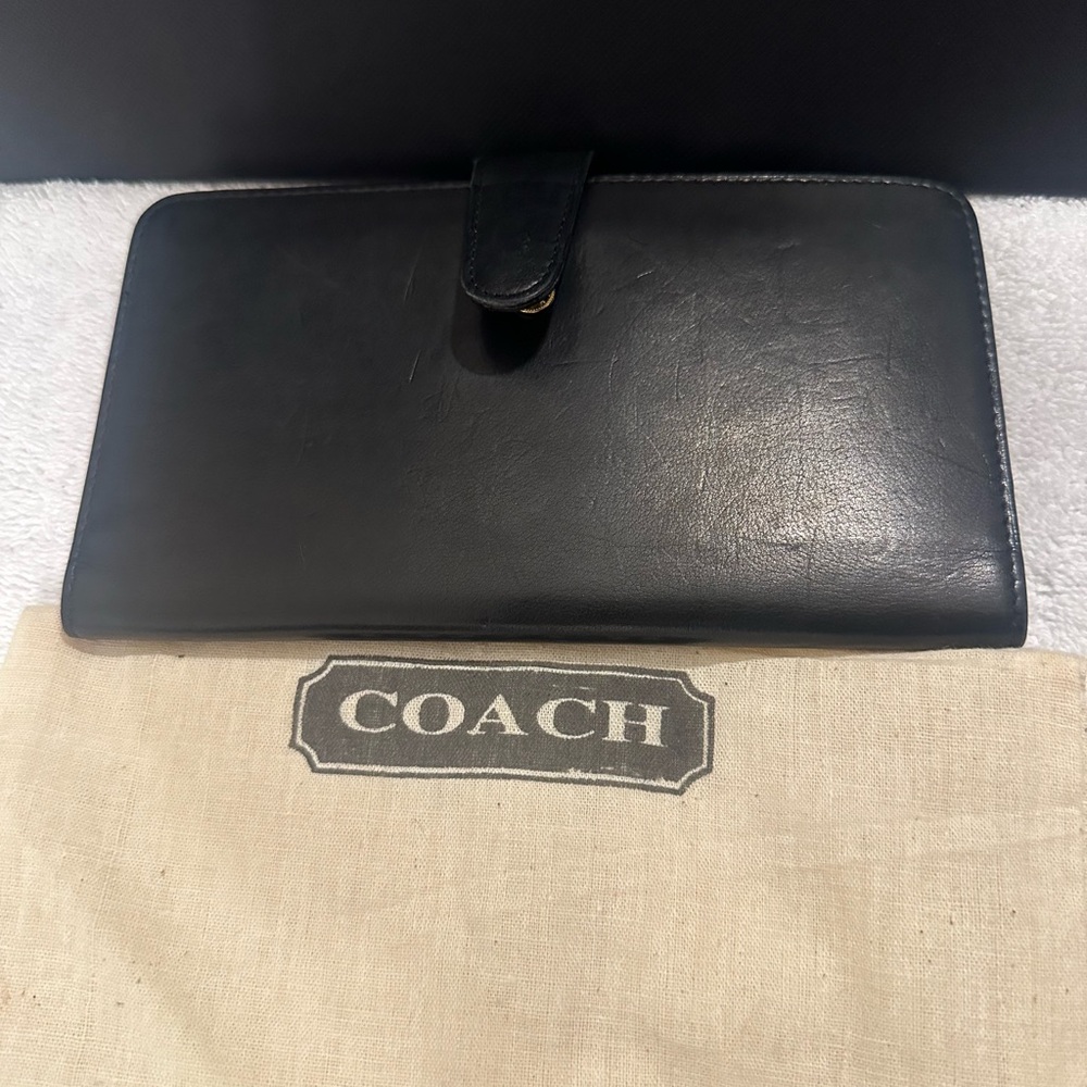 Vintage Coach wallet - Picture 1 of 10